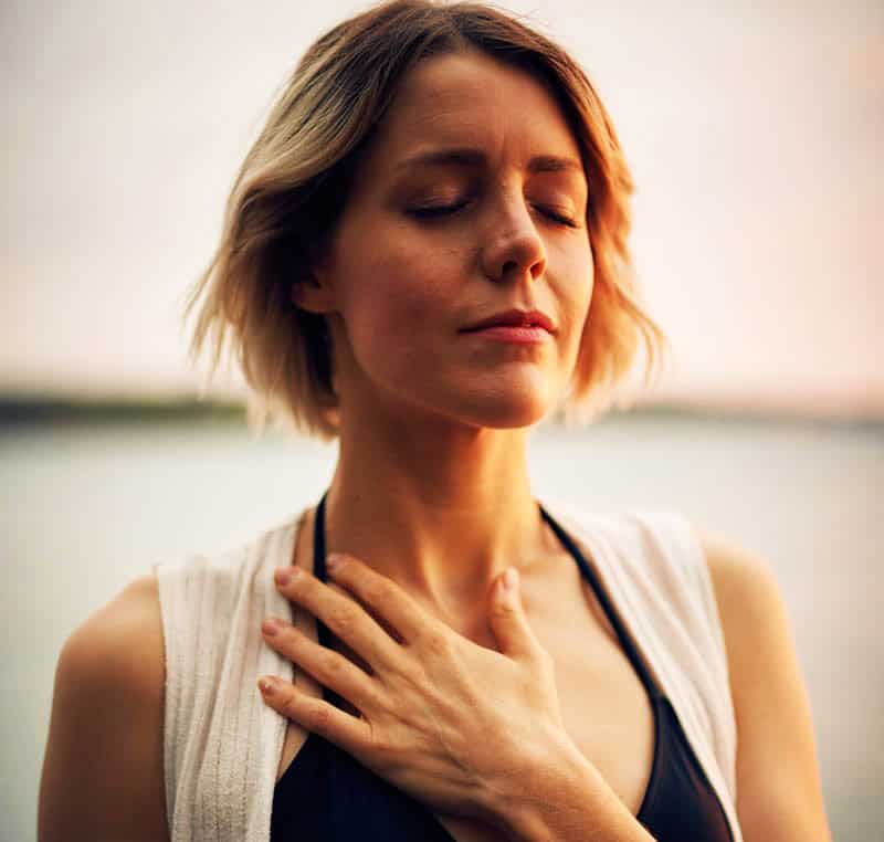 Je hart geeft licht. De yogakrant jouw gids voor meer balans